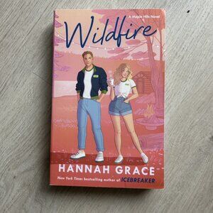 Wildfire- Hannah Grace, paperback